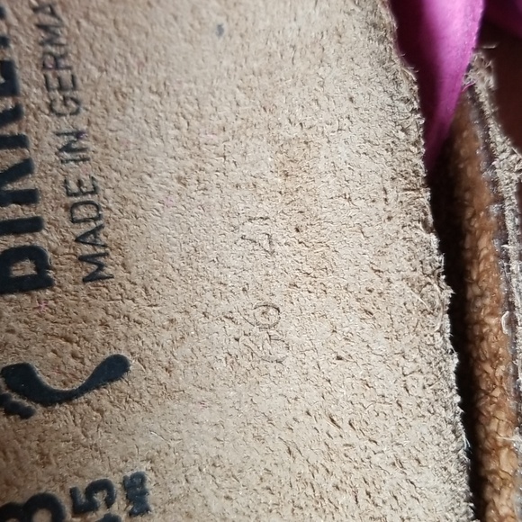 Birkenstock Oita Slide Sandal in Fuchsia - Picture 6 of 12